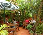 Bou Savy Cambodia Guest House is a Siem Reab Guesthouse